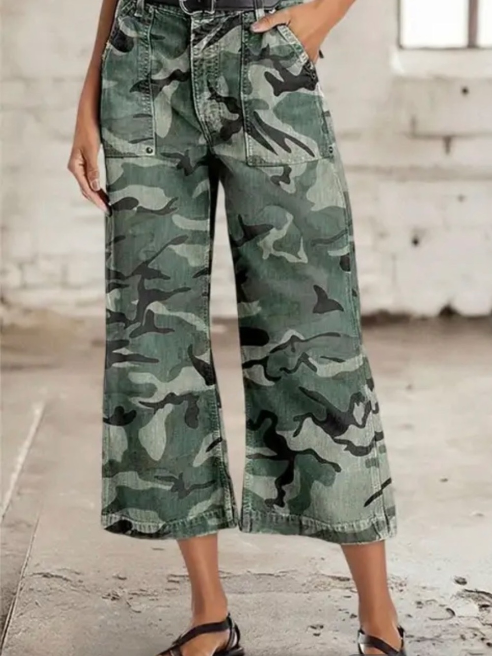 Camo Print Mid Waist Flare Leg Crop Pants Without Belt Size 4X